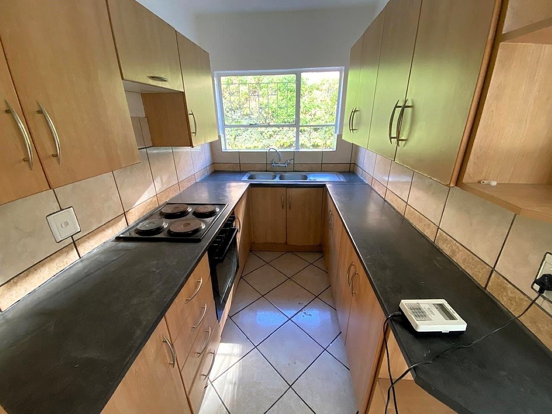 Apartment in White River, Kingsview, Mbombela 3 - 18582681
