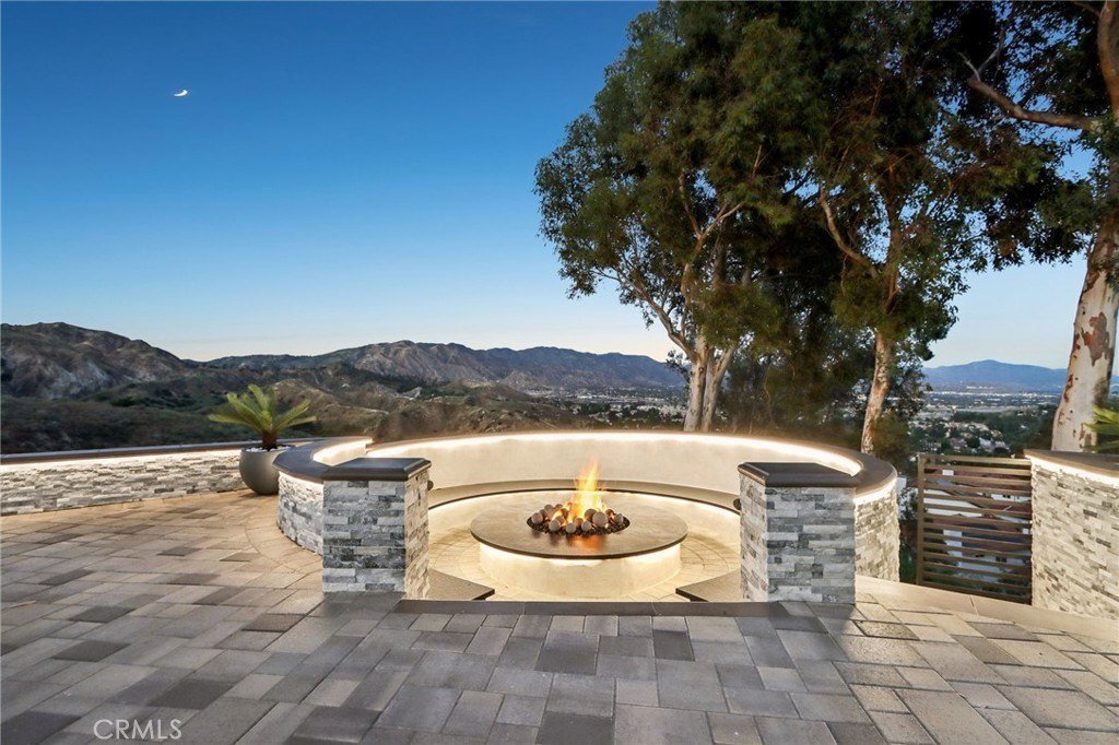 House in Los Angeles, California, United States 3 - 18586105