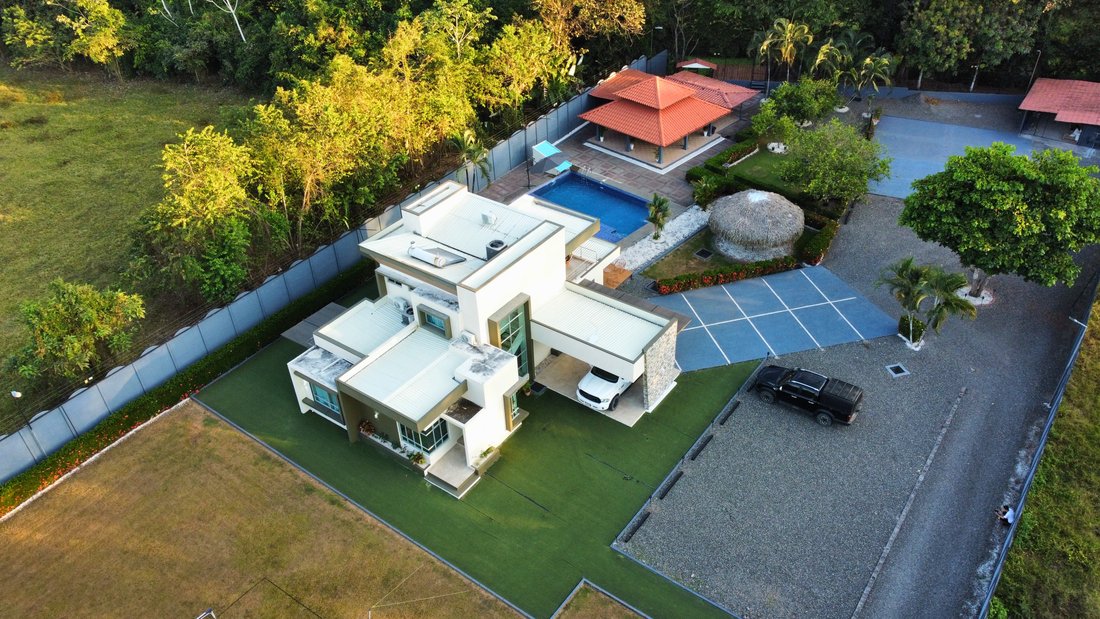 House in La Palma, Parrita, Costa Rica 1 - 18352875