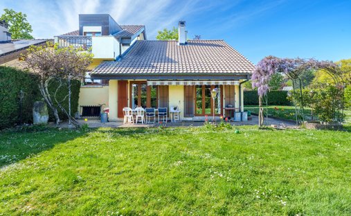 Villa in Genthod, Genève, Switzerland 1