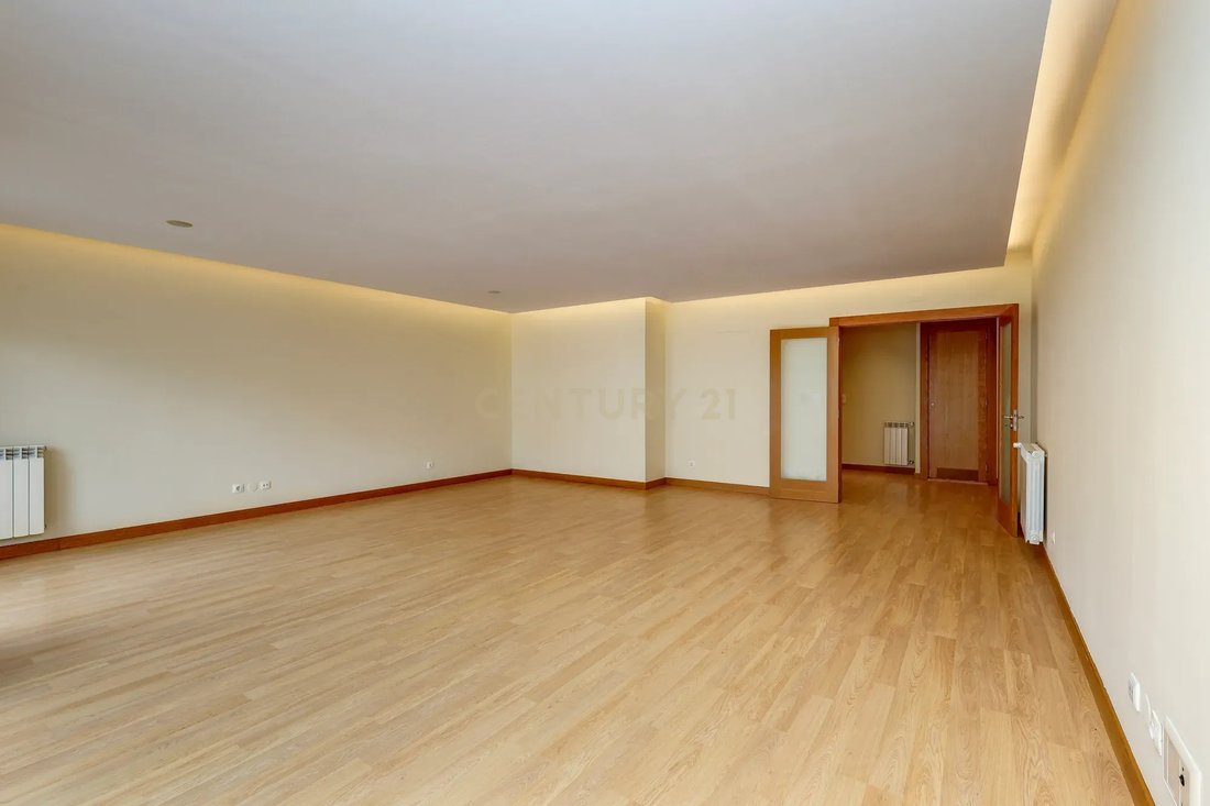 Apartment in Aguas Livres, Lisbon, Portugal 5 - 18585282