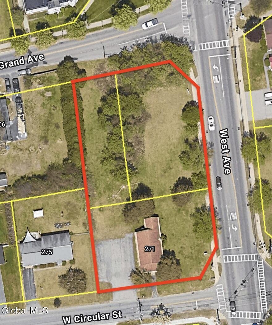 Land in Saratoga Springs, New York, United States 2 - 18581562