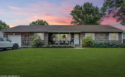 House in Oceanport, New Jersey, United States 1