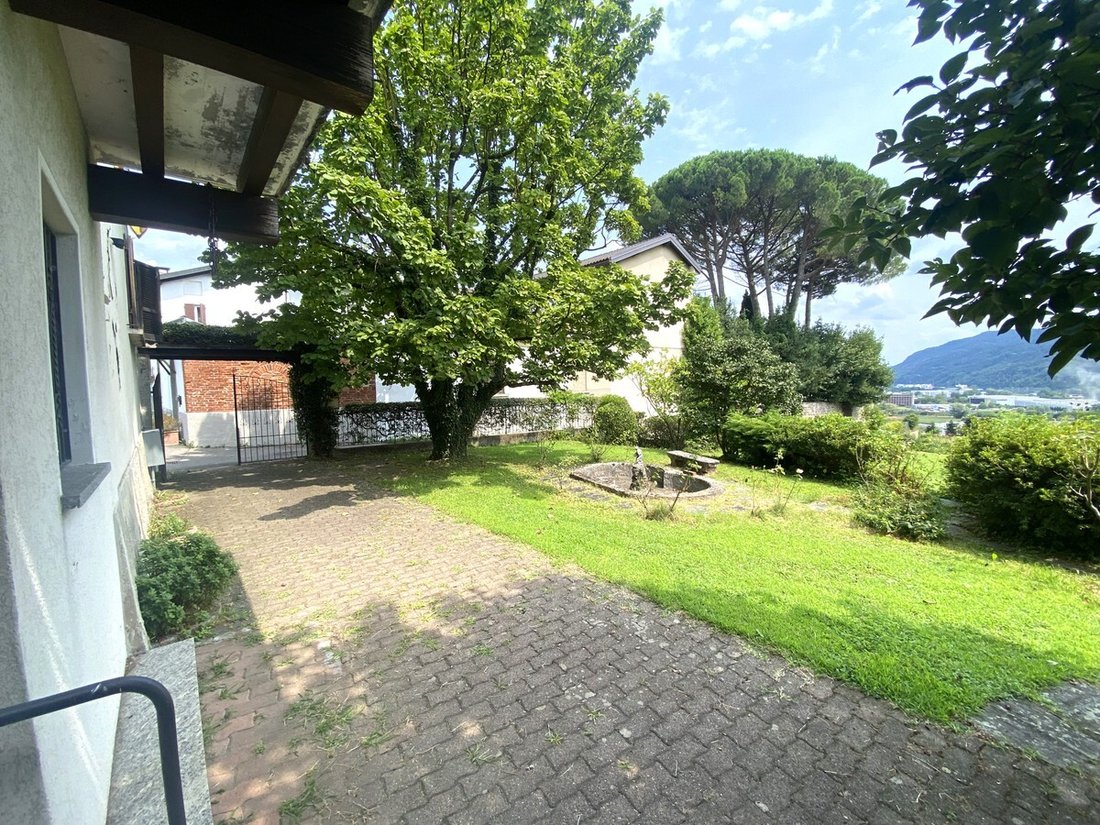 House in Novazzano, Ticino, Switzerland 2 - 18581476