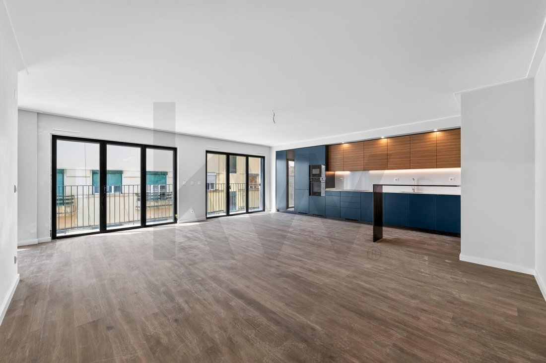 Apartment in Alcantara, Lisbon, Portugal 3 - 17270894