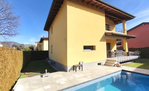 Casa a Mendrisio, Ticino, Svizzera 1
