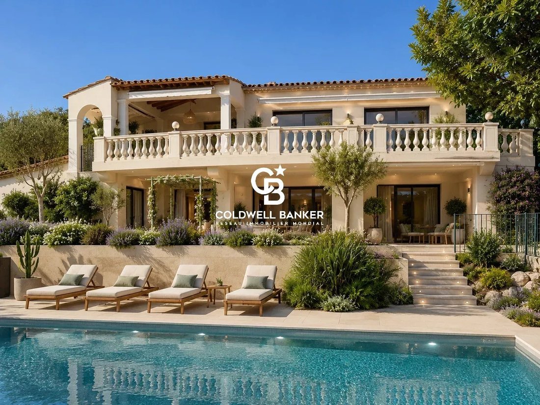 House in Sud, Cavalaire-sur-Mer, France 1 - 16981520