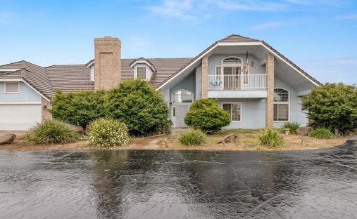 House in Sanger, California, United States 1