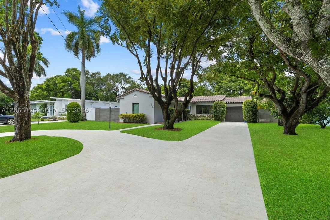 House in Miami, Florida, United States 3 - 18584432