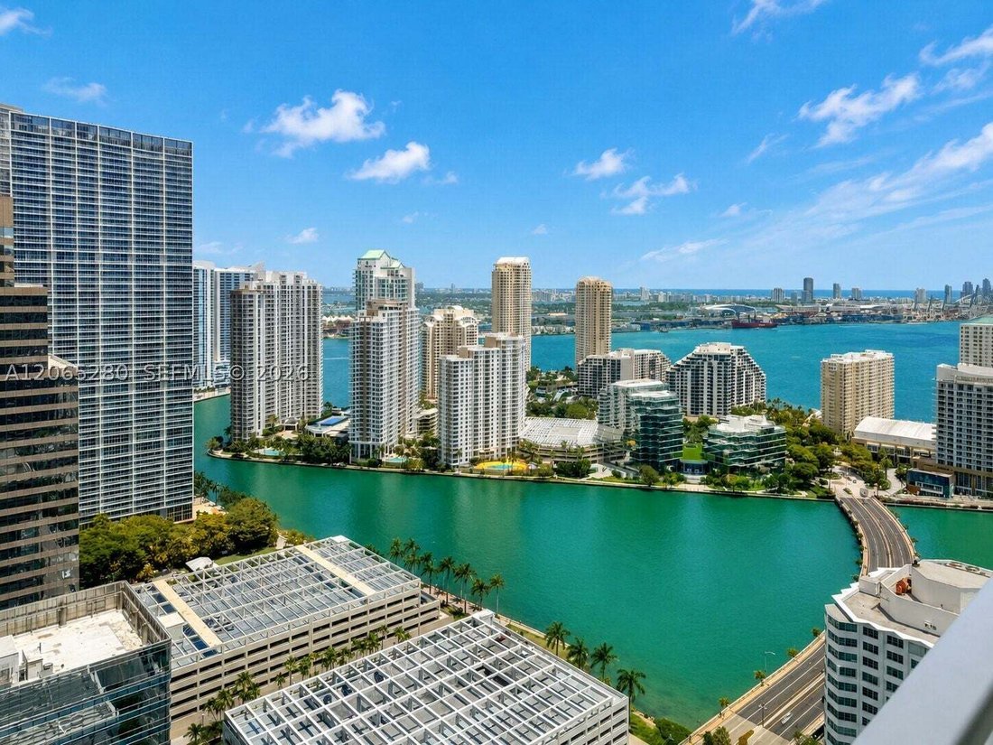 Condo in Miami, Florida, United States 5 - 18584433