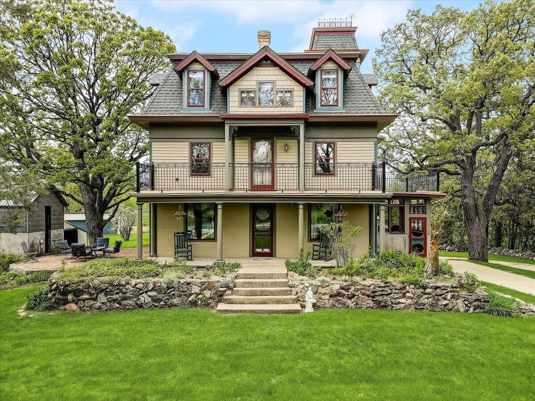 House in Mukwonago, Wisconsin, United States 1 - 18583996