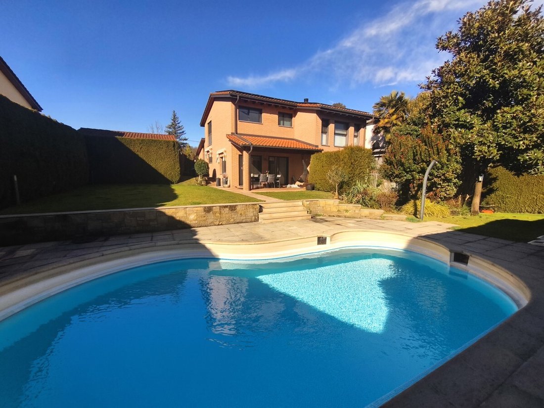 Villa in Stabio, Ticino, Switzerland 1 - 18580905