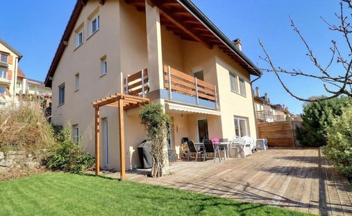 House in Gimel, Vaud, Switzerland 1