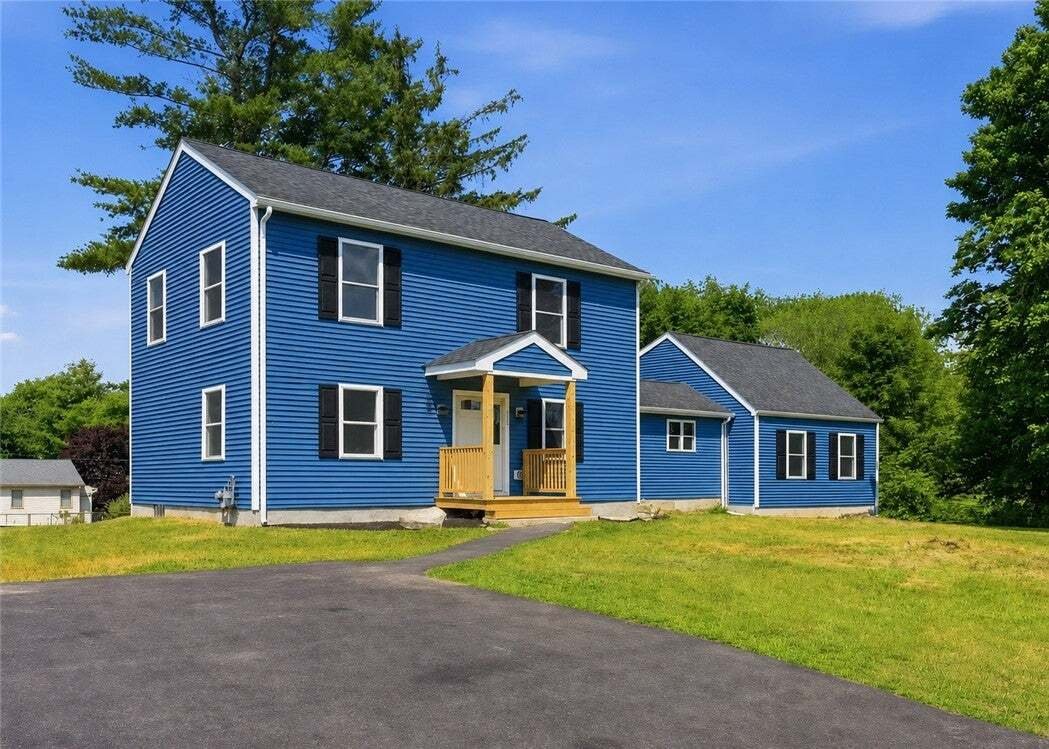 House in Cranston, Rhode Island, United States 1 - 18539365