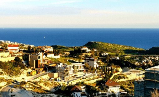 Terreno en Agios Tychon, Distrito de Limasol, Chipre 1
