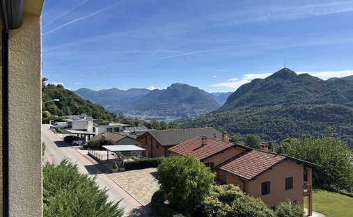 Apartamento en Collina d'Oro, Cantón del Tesino, Suiza 1