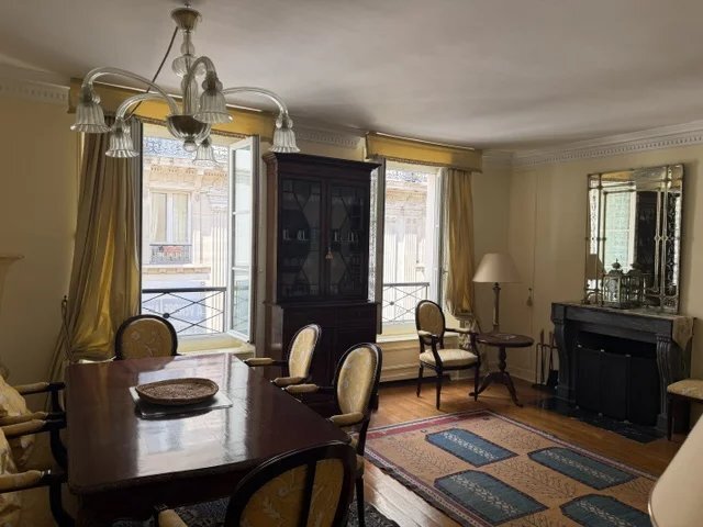 Apartment in Les Halles, Paris 1er Arrondissement, Paris 2 - 18555797