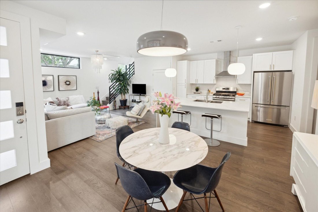 Condo in Austin, Texas, United States 3 - 18585202