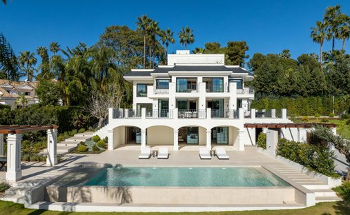 Villa a Puerto Banus, Marbella, Spagna 1