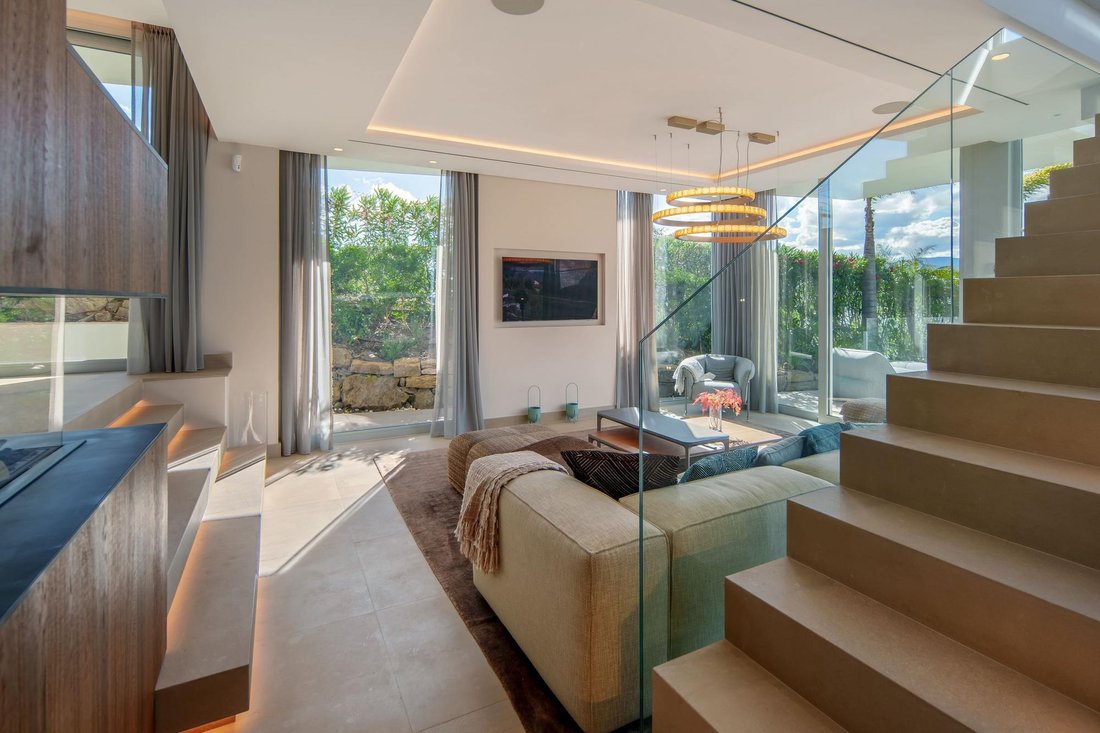 Villa in Nueva Andalucia, Marbella, Spain 4 - 18582124