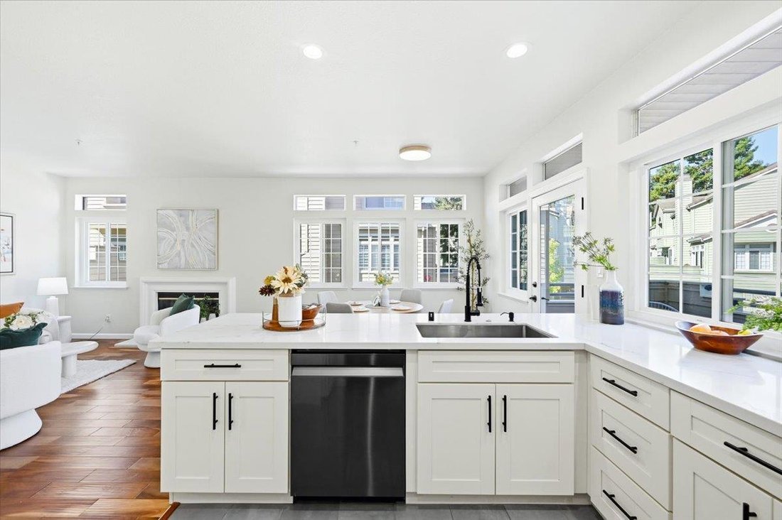 Townhouse in Sunnyvale, California, United States 5 - 18584337