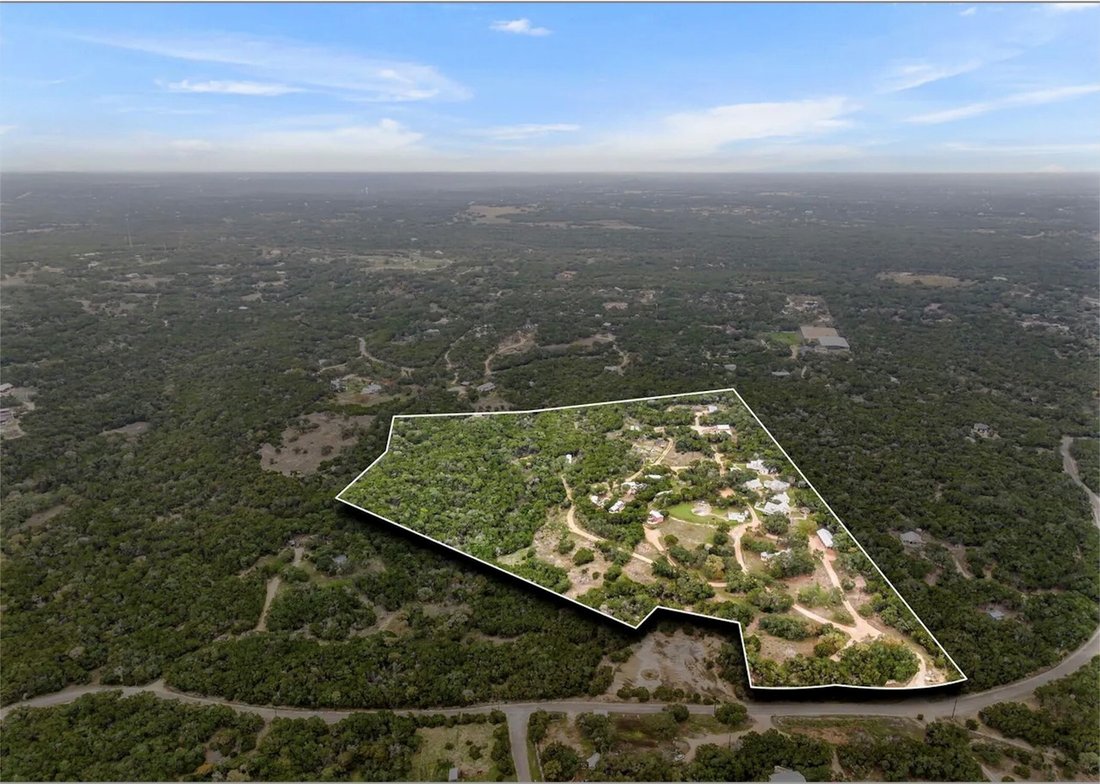 Farm Ranch in Wimberley, Texas, United States 1 - 15185725