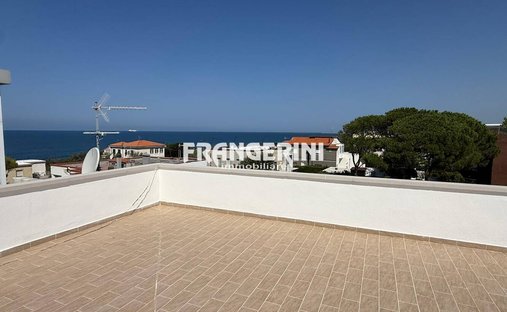 Penthouse in Magenta - Marconi, Livorno, Tuscany 1
