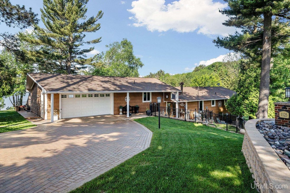House in Negaunee, Michigan, United States 1 - 18581387