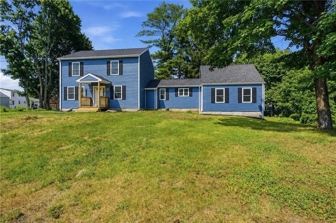 House in Cranston, Rhode Island, United States 3 - 18539365