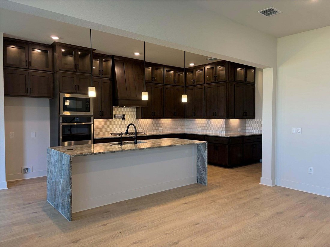 House in Buda, Texas, United States 2 - 17898648