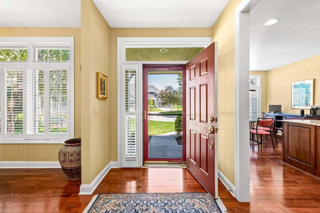 Condo in Thiensville, Wisconsin, United States 2 - 18583981