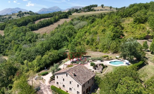 Country House in Amandola, Marche, Italy 1