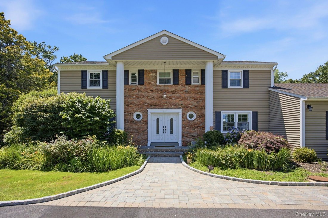 House in Halesite, New York, United States 4 - 18502013