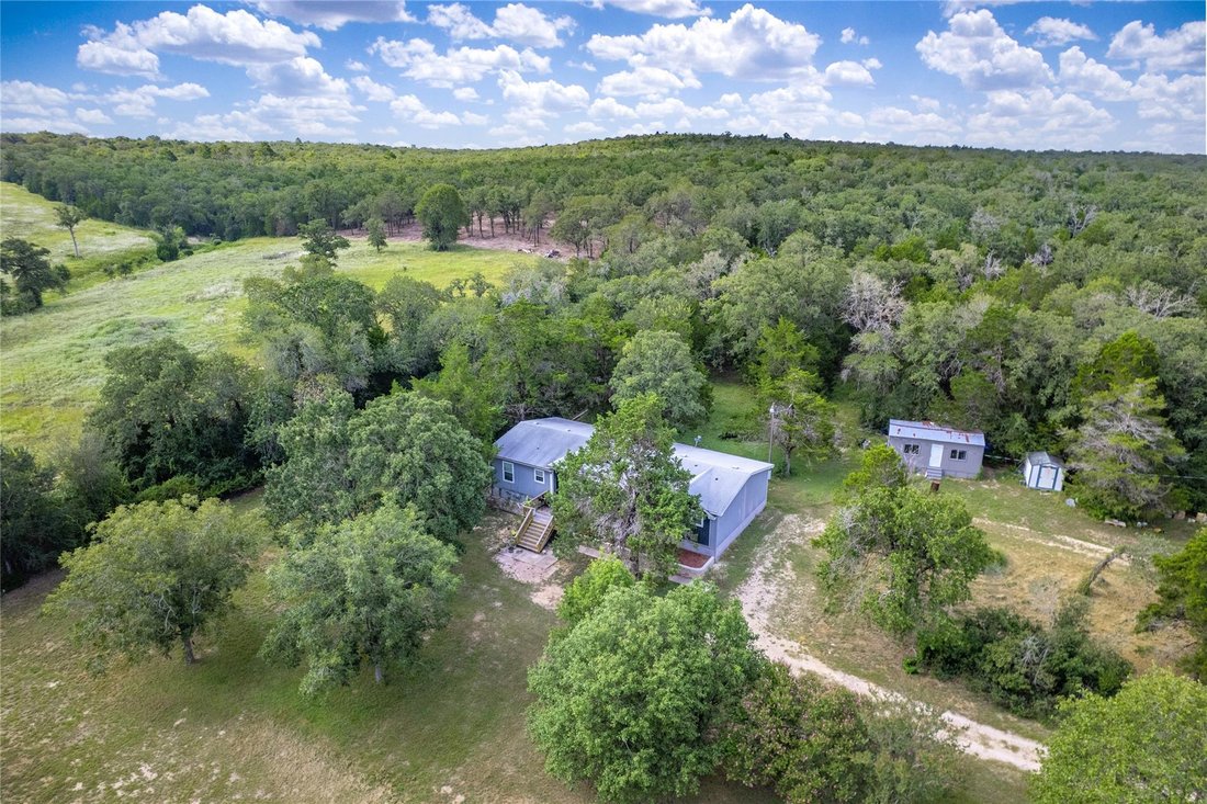 Elgin, Texas, United States 2 - 18584177
