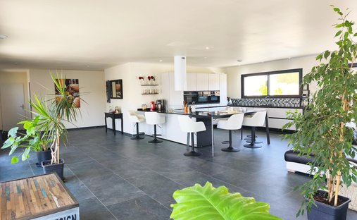 Casa a Cessenon-sur-Orb, Occitania, Francia 1