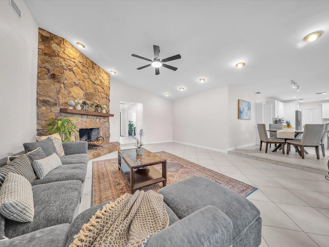 House in Davie, Florida, United States 5 - 18586425