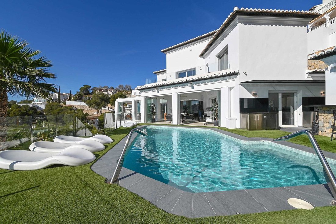 Villa in Moraira, Teulada, Valencian Community 5 - 18586429