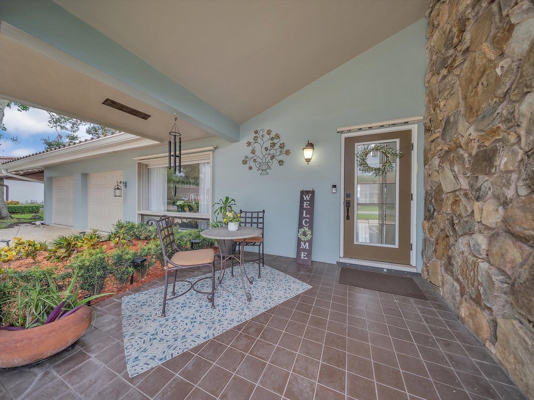 House in Davie, Florida, United States 4 - 18586425