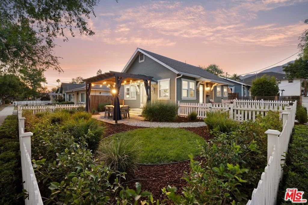 House in Altadena, California, United States 2 - 18586467