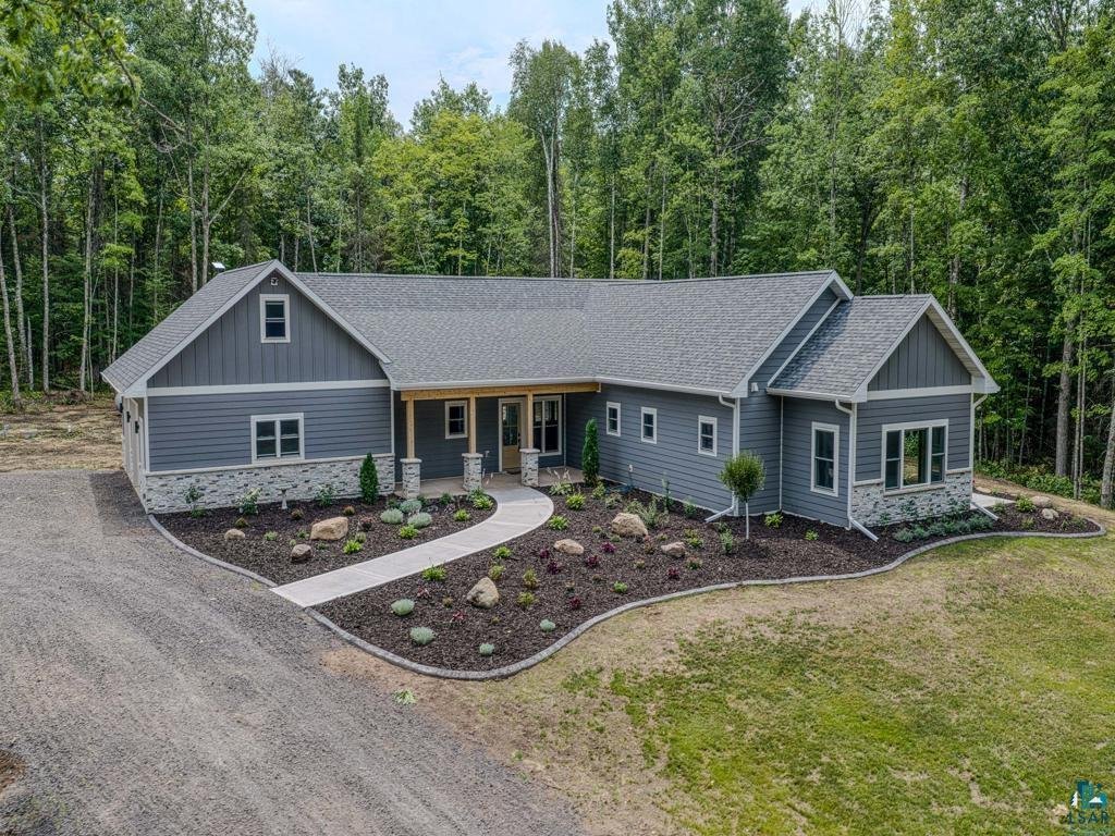House in Oliver, Wisconsin, United States 3 - 18586411
