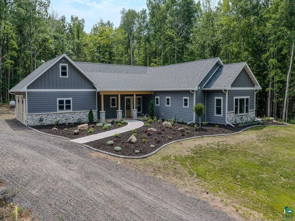House in Oliver, Wisconsin, United States 1 - 18586411
