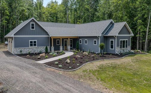 House in Oliver, Wisconsin, United States 1