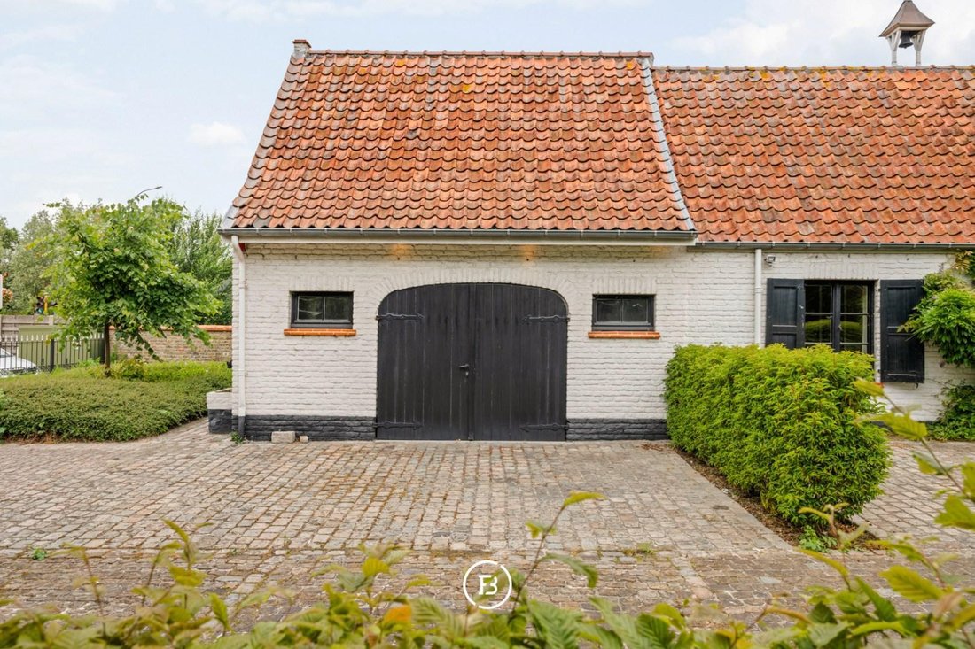 House in Bruges, Flanders, Belgium 5 - 18586530