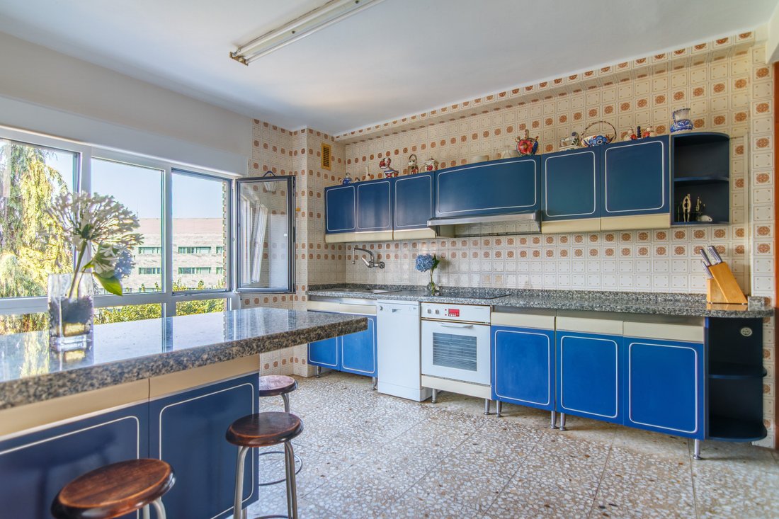 Apartment in El Cristo y Buenavista, Oviedo, Spain 2 - 18586537
