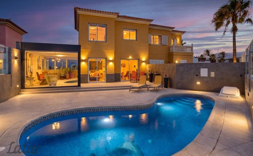 House in Granadilla de Abona, Canary Islands, Spain 1