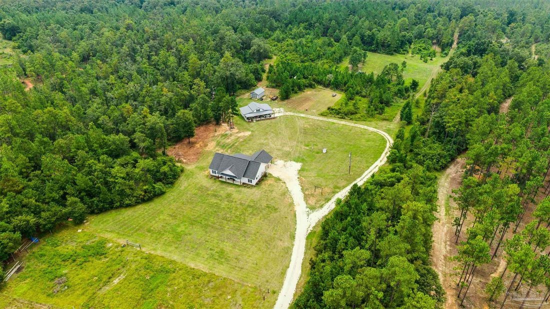 House in Century, Florida, United States 4 - 18586383