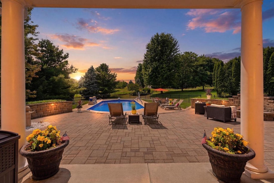 House in Delafield, Wisconsin, United States 5 - 18586410