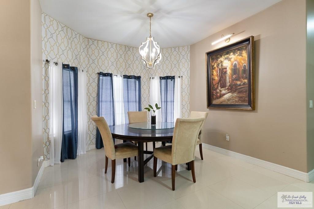 House in Mission, Texas, United States 3 - 18586398