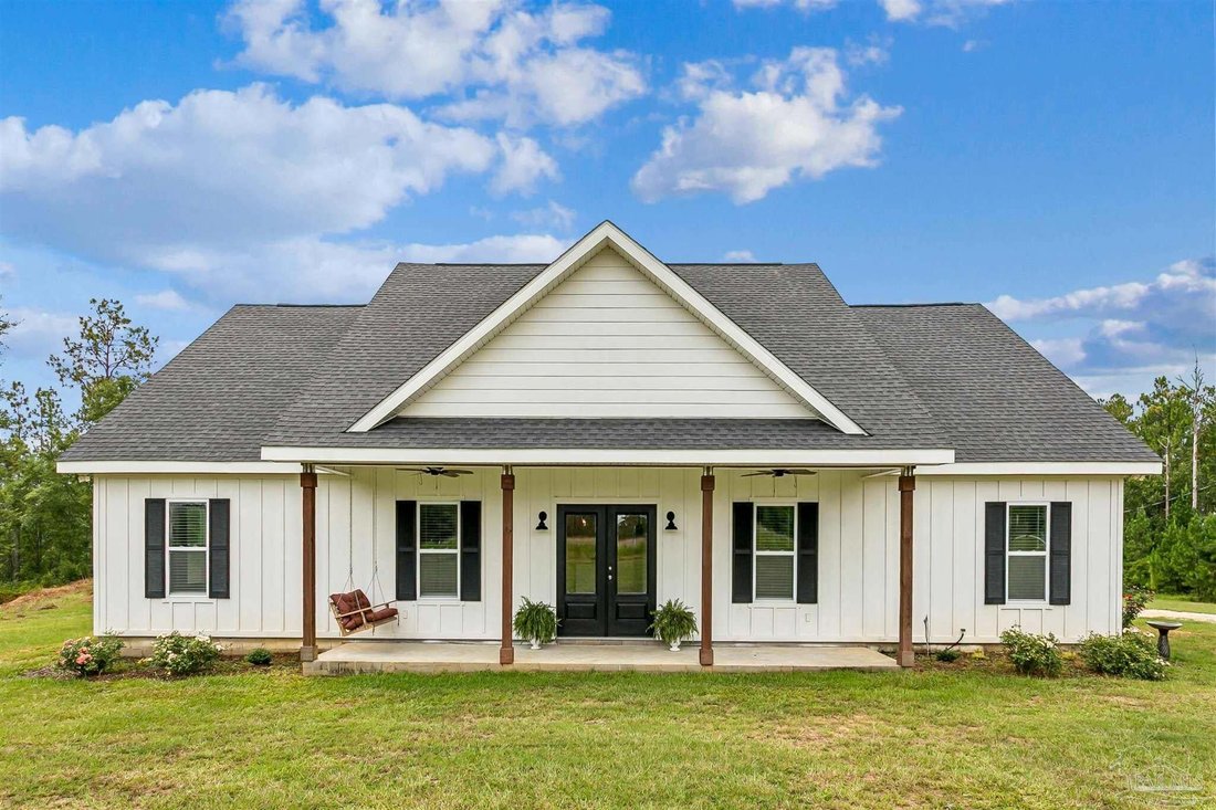House in Century, Florida, United States 5 - 18586383