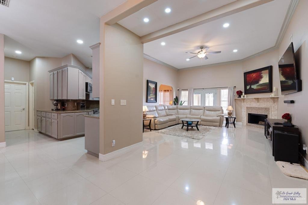 House in Mission, Texas, United States 4 - 18586398